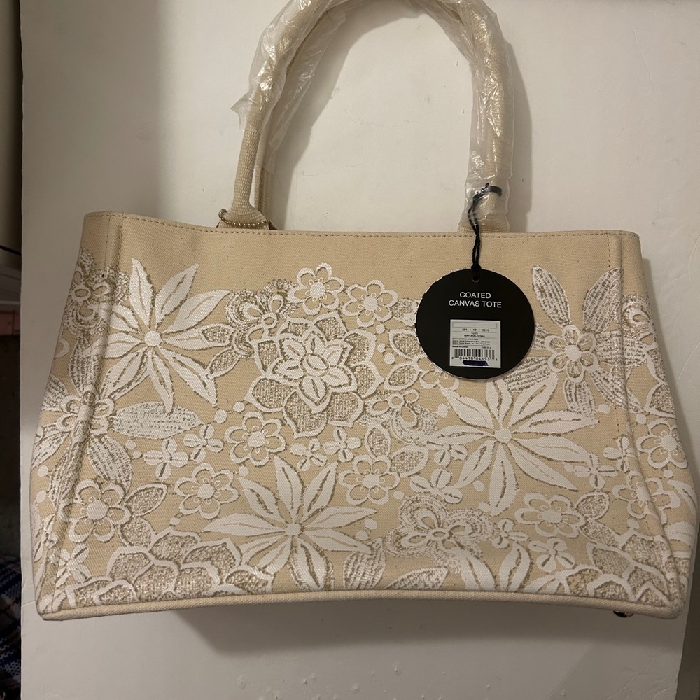 *NWT* Oscar de la Renta coated canvas tote